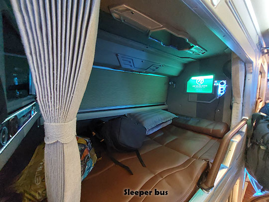 16-a-sleeper-bus-vietnam.jpg