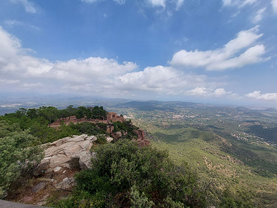 De-gabli-hiking-near-valencia.jpg
