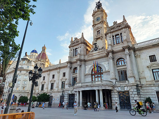 Valencia-spain-what-to-do-august.jpg