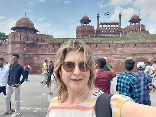 red-fort-delhi-solo-female-traveler.jpg