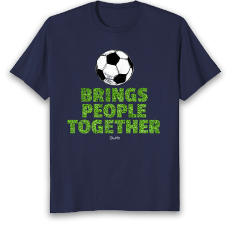 le football rassemble les gens - le t-shirt
