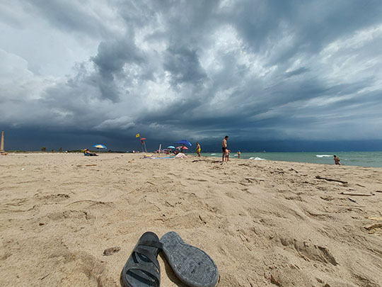 wild-beach-close-to-valencia-day-trip.jpg